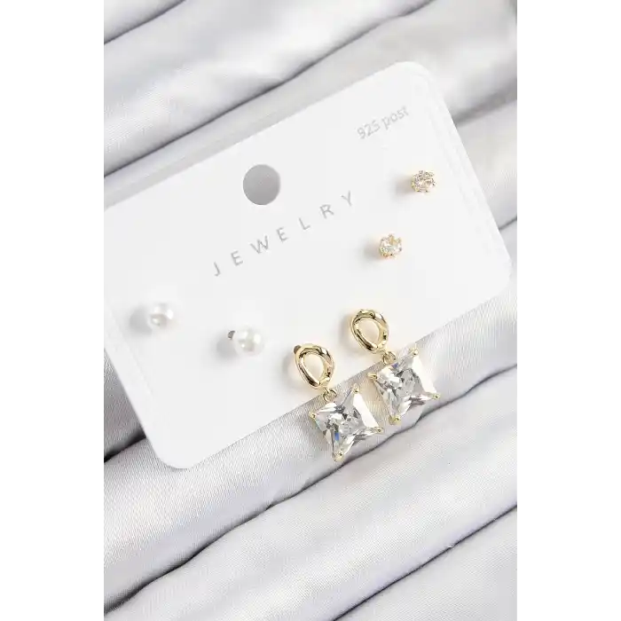 Pirinç Zirkon Taşlı Sallantılı Kare Model Gold Renk 925 Ayar Gümüş Çivi Kadın Küpe Set