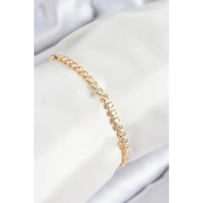 Pirinç Zirkon Taşlı Sıralı Model Gold Renk Asansörlü Kadın Bileklik