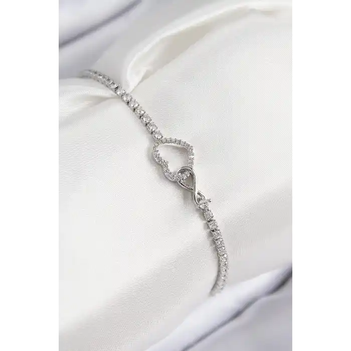 Pirinç Zirkon Taşlı Sonsuzluk Kalp Model Gümüş Renk Kadın Bileklik