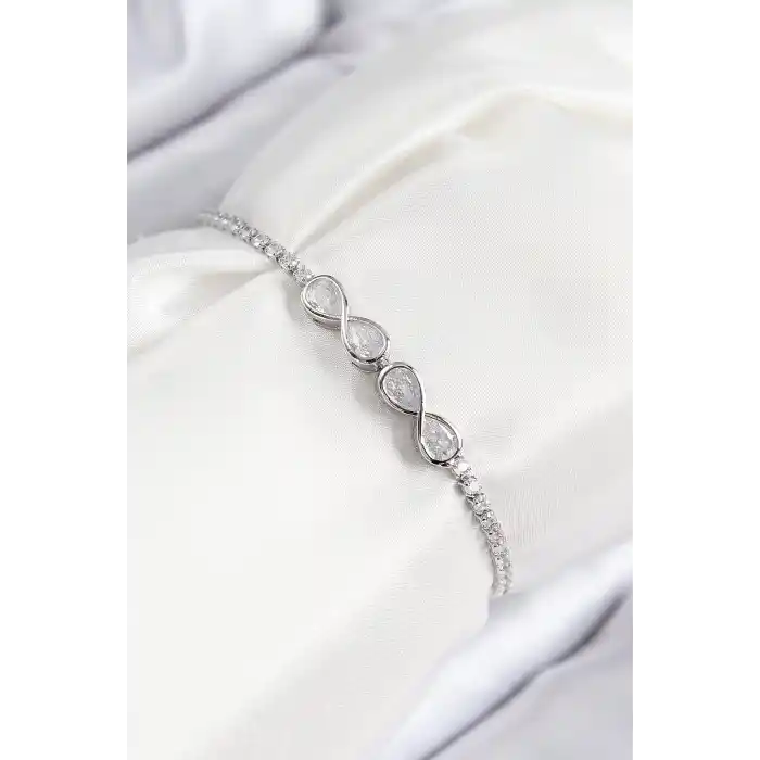 Pirinç Zirkon Taşlı Sonsuzluk Model Gümüş Renk Asansörlü Kadın Bileklik