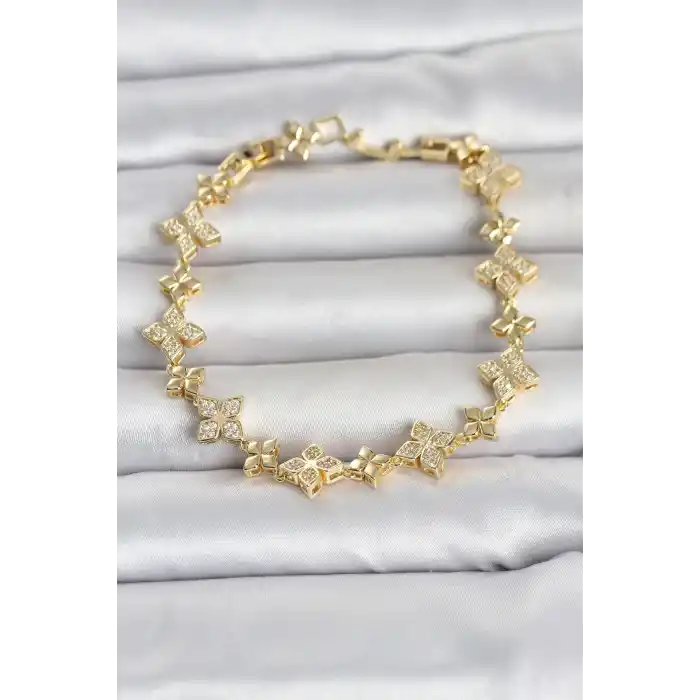 Pirinç Zirkon Taşlı Yonca Model Gold Renk Kadın Bileklik
