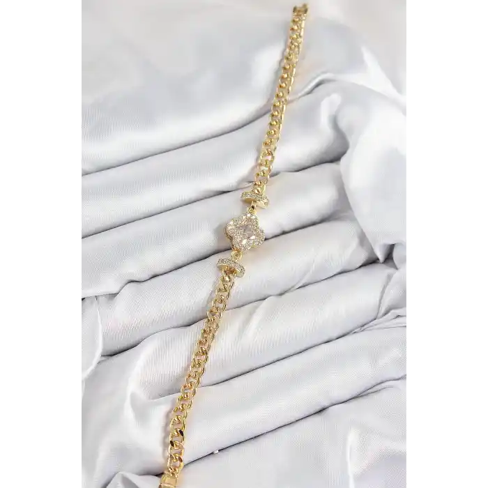 Pirinç Zirkon Taşlı Yonca Model Gold Renk Kadın Bileklik