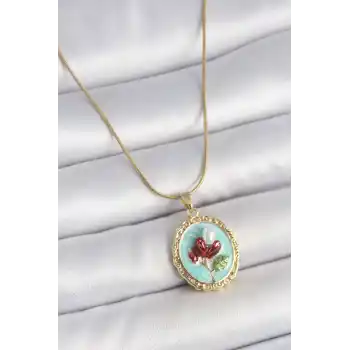 316L Çelik Gold Renk Zincir Turkuaz Mineli İncili Çiçek İşlemeli Portre Model Kadın Kolye
