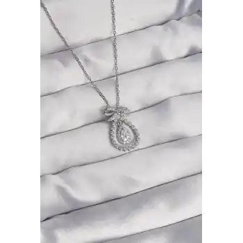 316L Çelik Gümüş Renk Fiyonk Detaylı Zirkon Taşlı Damla Model Kolye