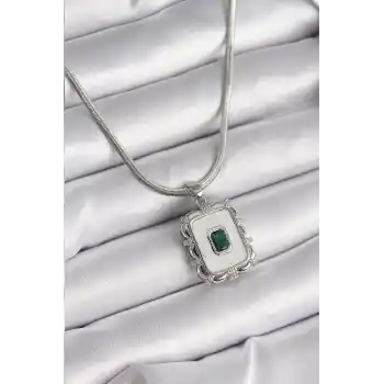 316L Çelik Gümüş Renk İtalyan Zincir Beyaz Sedefli Kare Portre Model Zümrüt Taş Detay Kadın Kolye