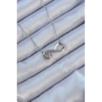 316L Çelik Zincir Gümüş Renk Zirkon Taşlı Minimal Kalp Figür Sonsuzluk Kolye