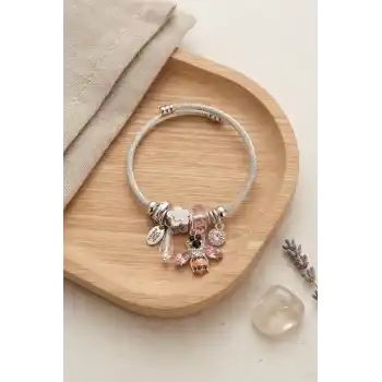 Arı ve Pembe Çiçek Charmlı Gümüş Renk Bileklik