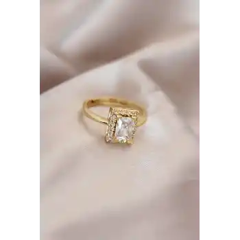 Ayarlamalı Gold Renk Metal Zirkon ve Kristal Taşlı Dikdörtgen Model Yüzük