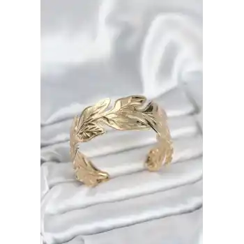 Gold Renk Pirinç Levha Yaprak Model Kadın Bileklik