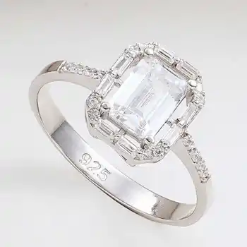 Gümüş Beyaz Baget Taşlı Kadın Yüzük