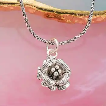 Gümüş Gül Kadın Kolye