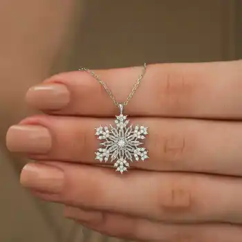 Gümüş Kar Tanesi Kolye