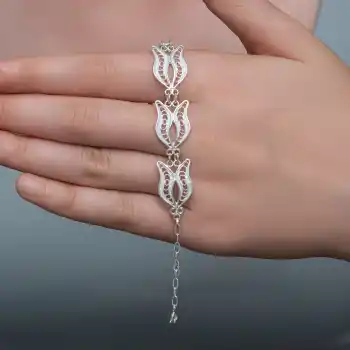 Gümüş Lale Motifli Telkari Kadın Bileklik