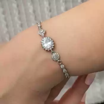 Gümüş Oval Su Yolu Kadın Bileklik