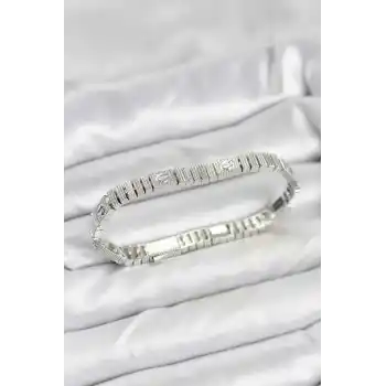 Gümüş Renk VIP Seri Bileklik