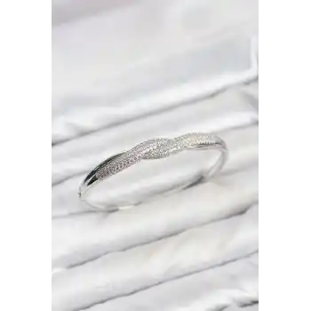 Gümüş Renk Zirkon Taşlı Sarmal Model Kadın Kelepçe Bileklik