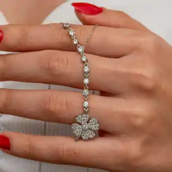 Gümüş Sıralı Zirkon Taşlı Yonca Kadın Kolye