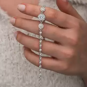 Gümüş Zirkon Taşlı Yuvarlak Kadın Bileklik
