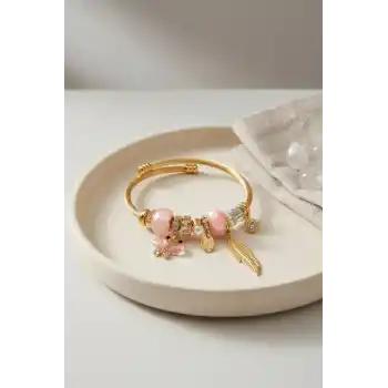 Kelebek Model Gold Renk Pembe Charmlı Bileklik