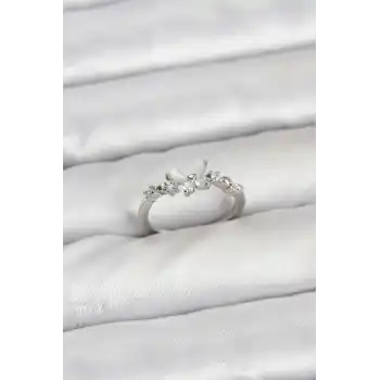 Kelebek Model Gümüş Renk Pirinç Kadın Yüzük