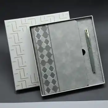 Kutulu Gri Defter Ve Metal Kalem Seti