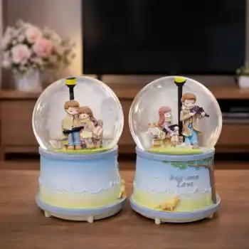 Orta Boy Bankta Oturan Sevgililer Kar Küresi