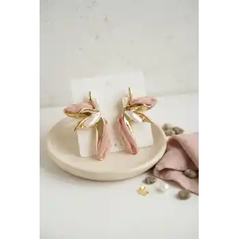 Pembe Renk Lotus Yaprak Model Kadın Küpe