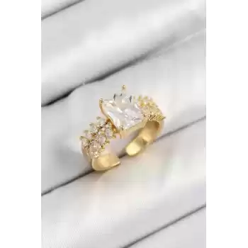 Pirinç  Büyük Zirkon Taşlı Model Gold Renk Kadın Yüzük
