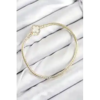 Pirinç Charm Zirkon Taşlı Yonca Model Gold Renk Kadın Bileklik