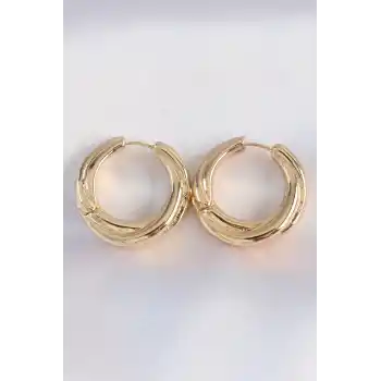 Pirinç Gold Renk Asimetrik Kıvrım Küpe