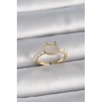 Pirinç Gold Renk Ayarlanabilir Beyaz Mineli Kedi Model İnci Detay Kadın Yüzük
