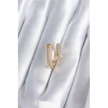 Pirinç Gold Renk Çivi Model Zirkon Taşlı Kadın Yüzük