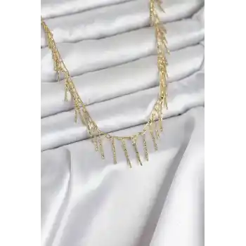 Pirinç Gold Renk Saçaklı Model Kadın Kolye