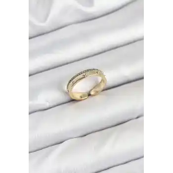 Pirinç Gold Renk Sıralı Zirkon Taşlı Kutup Yıldızı Model Kadın Yüzük