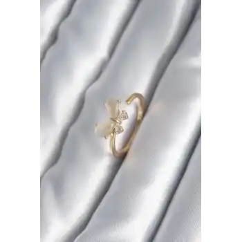 Pirinç Gold Renk Zirkon Taş Detay Kelebek Model Kadın Yüzük