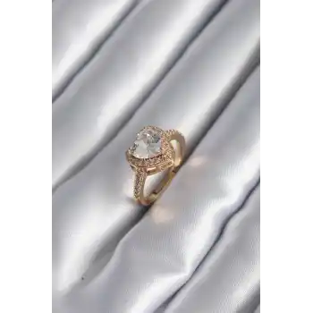 Pirinç Gold Renk Zirkon Taşlı Kalp Charm Model Kadın Yüzük