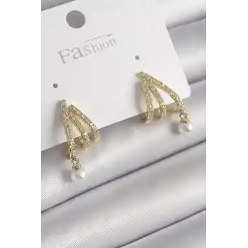 Pirinç Gold Renk Zirkon Taşlı Pençe Model İnci Detay Kadın Küpe