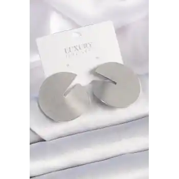 Pirinç Gümüş Renk Daire Plaka Model Kadın Küpe