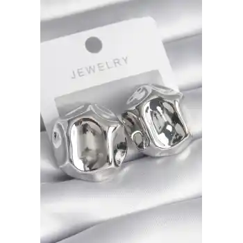 Pirinç Gümüş Renk İşlemeli Top Model Kadın Küpe