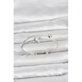 Pirinç Gümüş Renk Kalp Model Zirkon Taşlı Kadın Bileklik