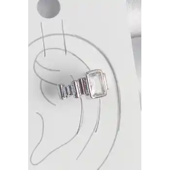 Pirinç Gümüş Renk Kare Zirkon Taşlı Kadın Kıkırdak Model Küpe