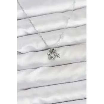 Pirinç Gümüş Renk Minimal Charmlı Kadın Kolye