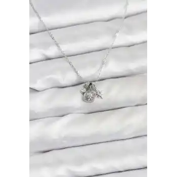 Pirinç Gümüş Renk Minimal Charmlı Kadın Kolye