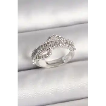 Pirinç Gümüş Renk Su Yolu Zirkon Taşlı Ayarlanabilir Model Kadın Yüzük