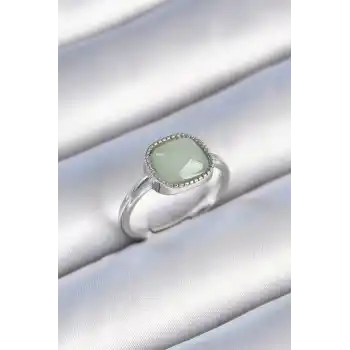Pirinç Gümüş Renk Yeşil Kare Mineli Kadın Yüzük