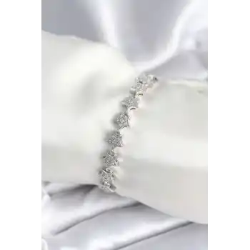 Pirinç Gümüş Renk Yıldız Model Kadın Bileklik