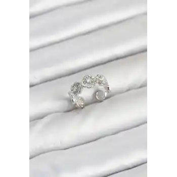 Pirinç Gümüş Renk Yonca Model Kadın Yüzük