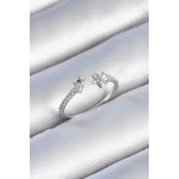 Pirinç Gümüş Renk Zirkon Taş Detay Yıldız Model Kadın Yüzük