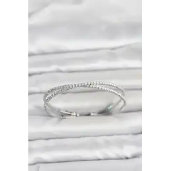 Pirinç Gümüş Renk Zirkon Taşlı Çapraz Model Kadın Bileklik