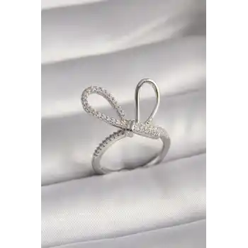 Pirinç Gümüş Renk Zirkon Taşlı Düğüm Model Kadın Yüzük